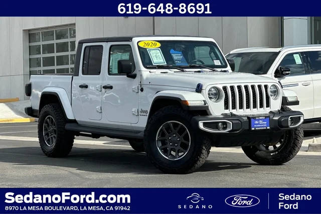2020 Jeep Gladiator Overland 4WD photo