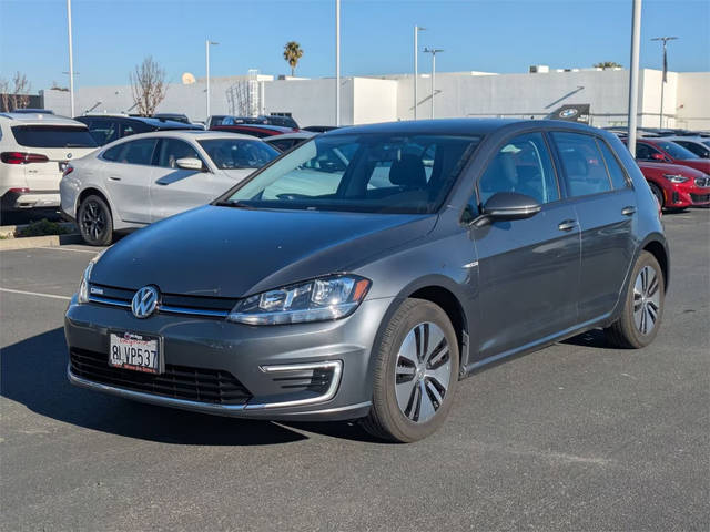 2019 Volkswagen e-Golf SE FWD photo