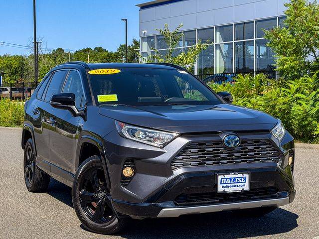 2019 Toyota RAV4 Hybrid XSE AWD photo