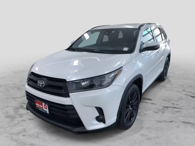 2019 Toyota Highlander SE AWD photo