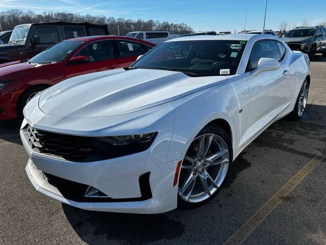 2020 Chevrolet Camaro 1LT RWD photo