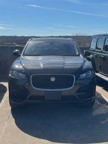 2020 Jaguar F-Pace 25t Prestige AWD photo