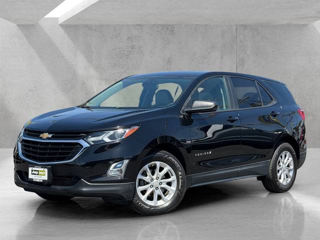 2020 Chevrolet Equinox LS FWD photo