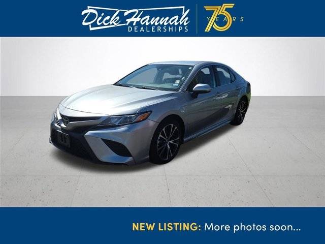 2019 Toyota Camry SE FWD photo