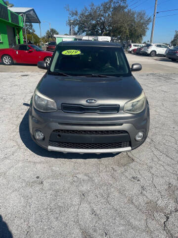 2019 Kia Soul + FWD photo