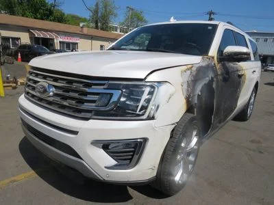 2019 Ford Expedition Max Limited 4WD photo