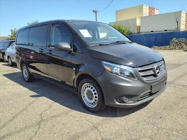 2019 Mercedes-Benz Metris Worker RWD photo