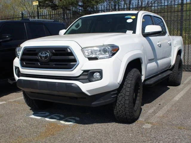 2019 Toyota Tacoma SR5 4WD photo