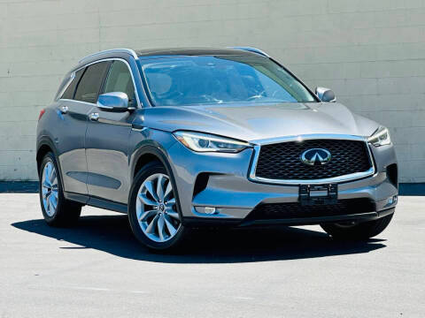 2019 Infiniti QX50 LUXE AWD photo