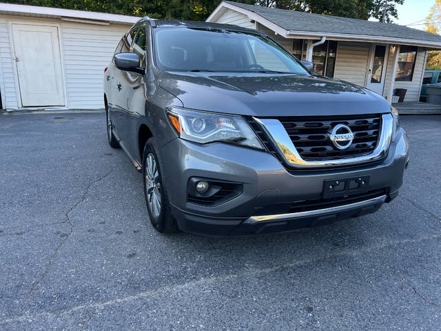 2019 Nissan Pathfinder SV 4WD photo