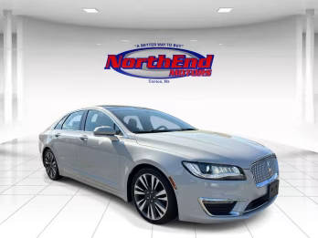 2020 Lincoln MKZ Reserve AWD photo