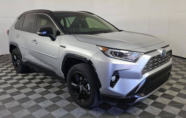 2019 Toyota RAV4 Hybrid XSE AWD photo