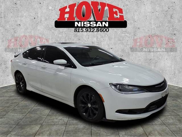 2015 Chrysler 200 S FWD photo