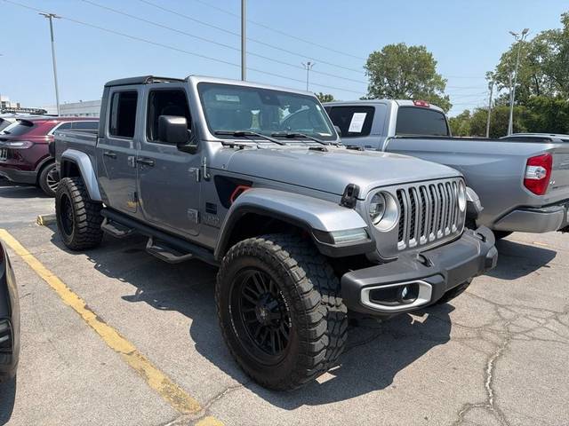 2020 Jeep Gladiator Overland 4WD photo