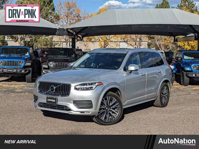 2020 Volvo XC90 Momentum AWD photo