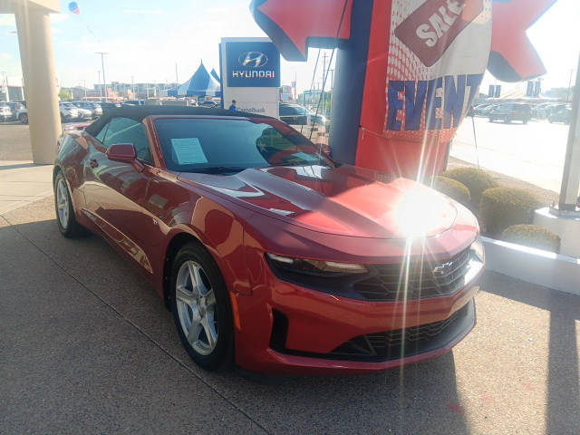 2020 Chevrolet Camaro 1LT RWD photo