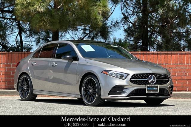 2019 Mercedes-Benz A-Class A 220 FWD photo