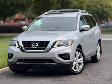 2018 Nissan Pathfinder SL 4WD photo