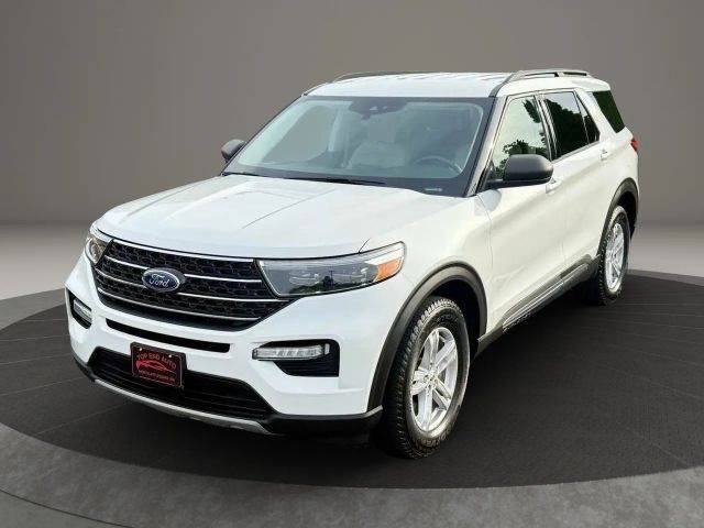 2020 Ford Explorer XLT 4WD photo