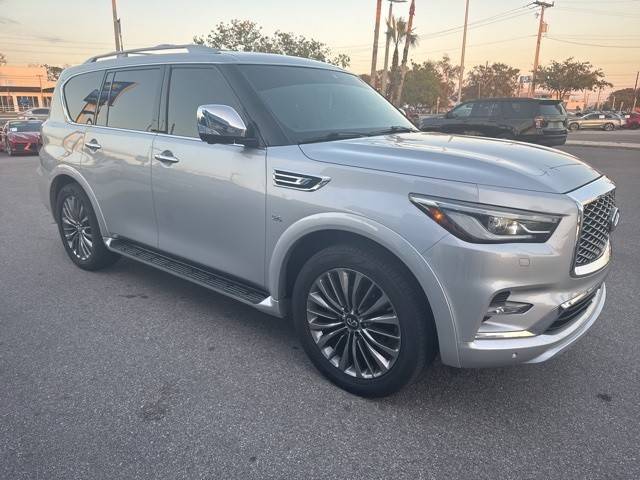 2018 Infiniti QX80  4WD photo