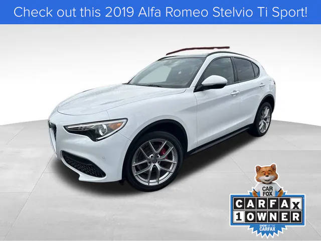 2019 Alfa Romeo Stelvio Ti Sport AWD photo
