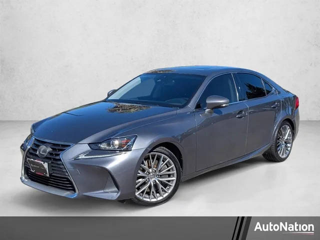 2018 Lexus IS IS 300 RWD photo