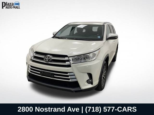 2019 Toyota Highlander XLE AWD photo