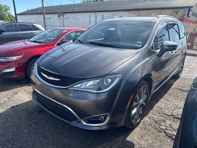 2020 Chrysler Pacifica Minivan Limited 35th Anniversary FWD photo