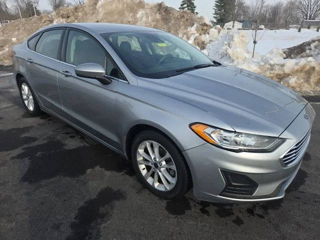 2020 Ford Fusion SE FWD photo