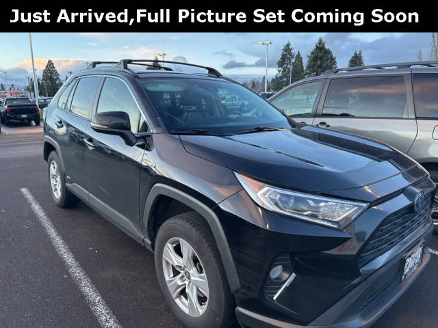 2019 Toyota RAV4 Hybrid XLE AWD photo