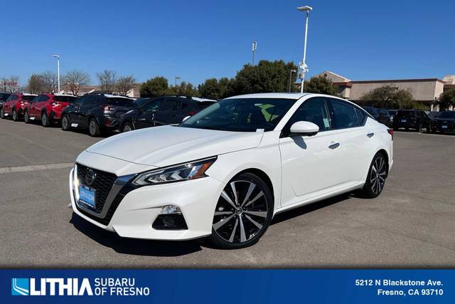 2020 Nissan Altima 2.5 Platinum FWD photo