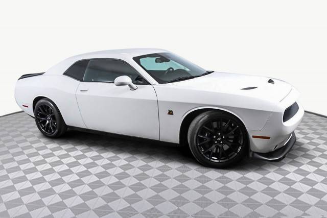 2019 Dodge Challenger R/T Scat Pack RWD photo