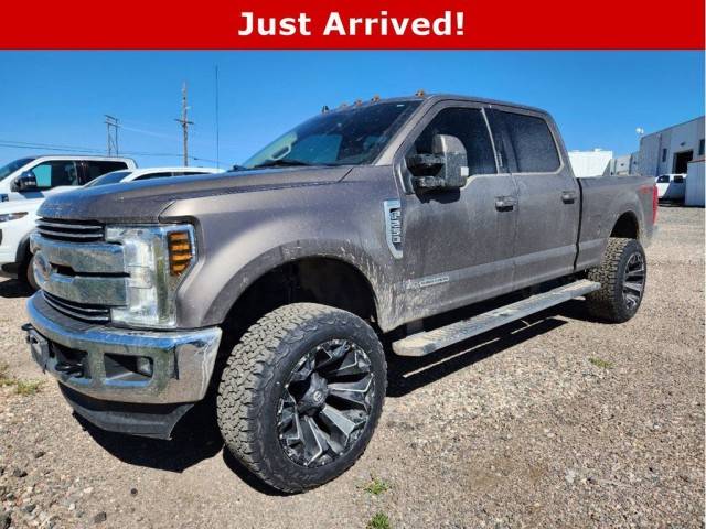 2019 Ford F-250 Super Duty LARIAT 4WD photo