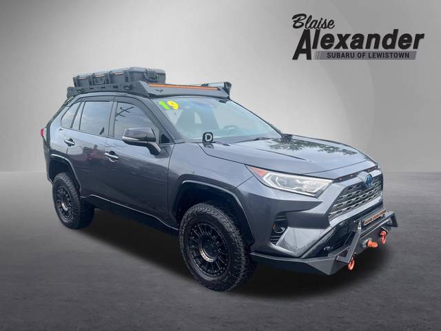2019 Toyota RAV4 Hybrid XSE AWD photo