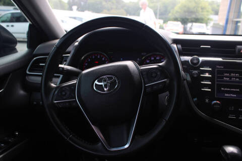 2019 Toyota Camry XSE FWD photo