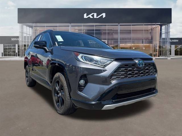 2019 Toyota RAV4 Hybrid XSE AWD photo