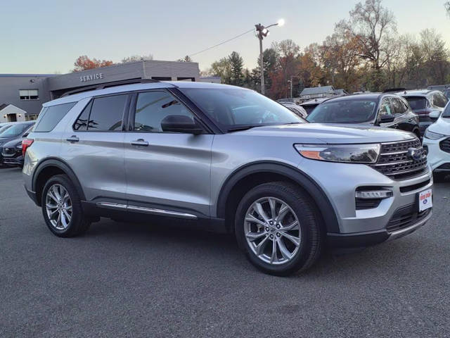 2020 Ford Explorer XLT 4WD photo