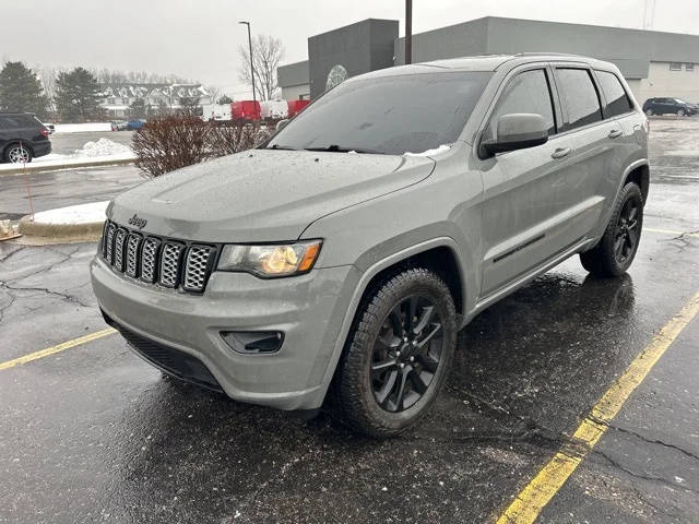 2020 Jeep Grand Cherokee Altitude 4WD photo