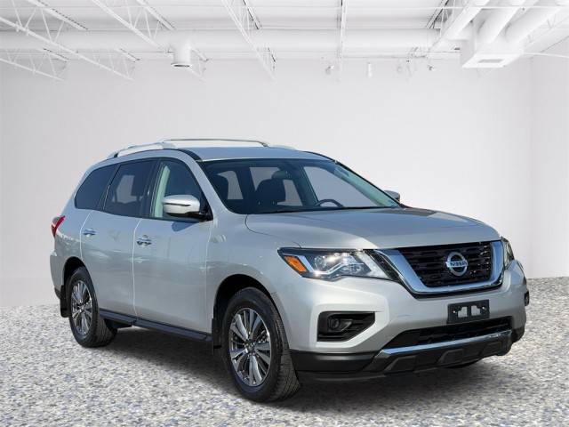 2019 Nissan Pathfinder S 4WD photo