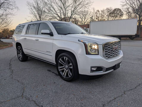 2020 GMC Yukon XL Denali RWD photo