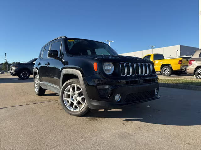 2019 Jeep Renegade Latitude FWD photo