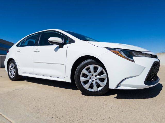 2020 Toyota Corolla LE FWD photo