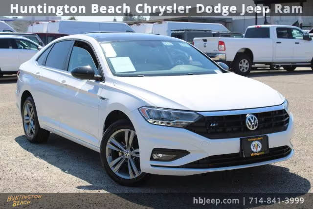2019 Volkswagen Jetta R-Line FWD photo