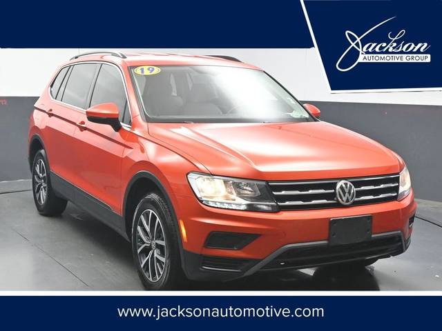 2019 Volkswagen Tiguan SE FWD photo