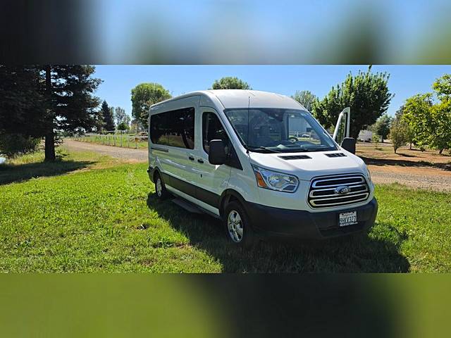2019 Ford Transit Passenger Wagon XLT RWD photo