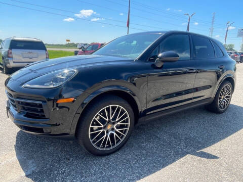 2019 Porsche Cayenne  AWD photo