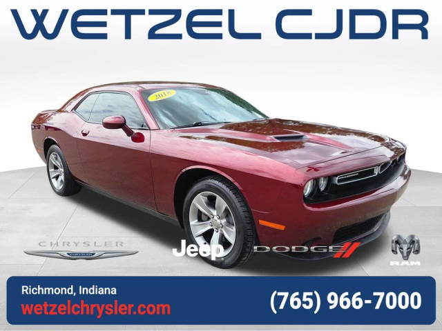 2018 Dodge Challenger SXT RWD photo