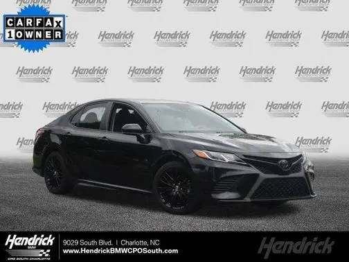 2019 Toyota Camry SE FWD photo