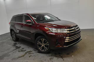 2019 Toyota Highlander LE AWD photo