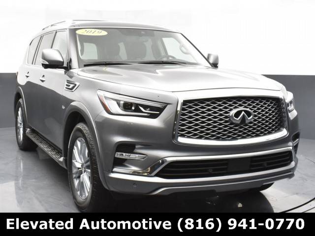 2019 Infiniti QX80 LUXE 4WD photo